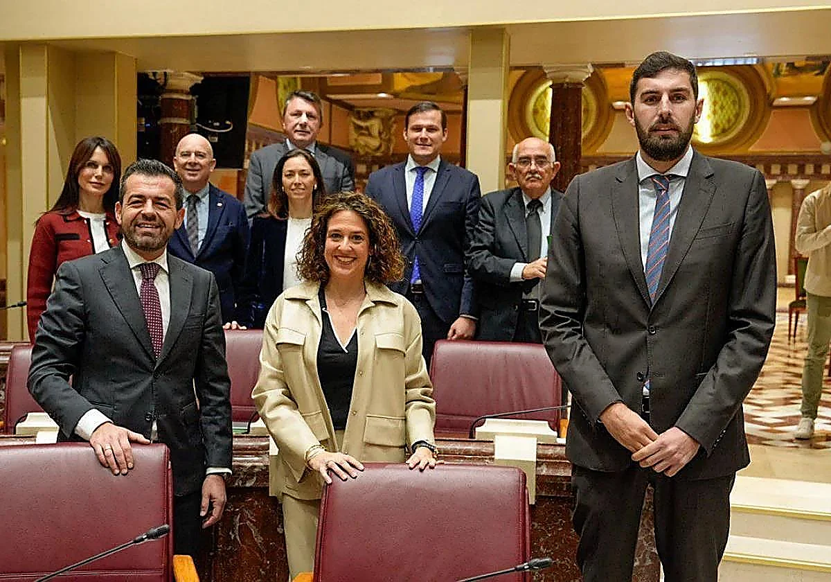 Vox sopesa relevar a su líder en Murcia en otro frente interno