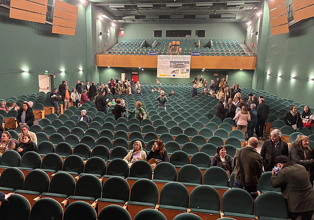 El teatro Lope de Vega de Vélez-Málaga reabre tras cuarenta años cerrado