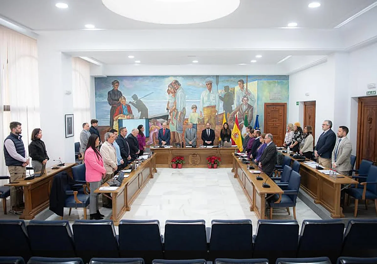 Rincón de la Victoria regulará el acceso a dependencias municipales con burka