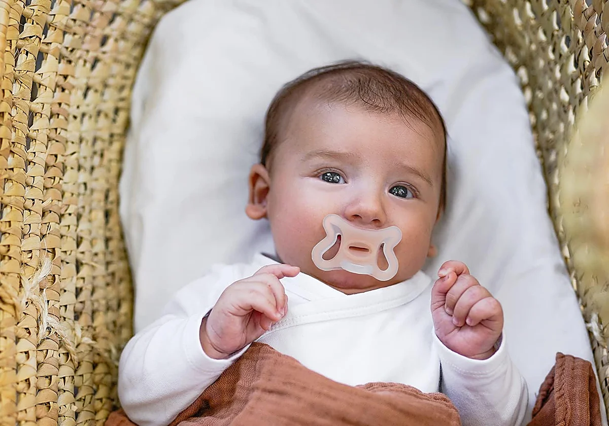 Analizamos el chupete Zero Zero de Suavinex: suavidad y comodidad para los primeros meses