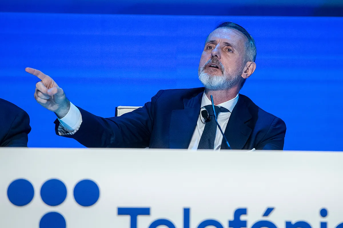 Telefónica y Cellnex pactan instalar baterías anti apagón en más de 2.000 emplazamientos