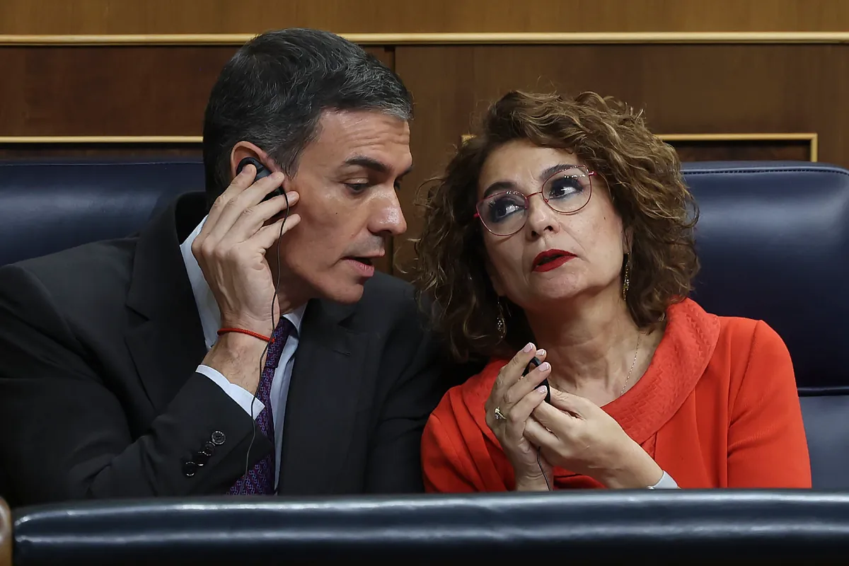 Montero reconoce que no tiene apoyos para aprobar los presupuestos en este trimestre