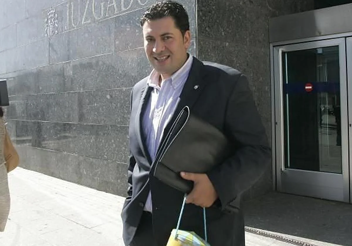 Suspendido de militancia un exconcejal del PSOE de Gijón por presunto acoso sexual a una compañera