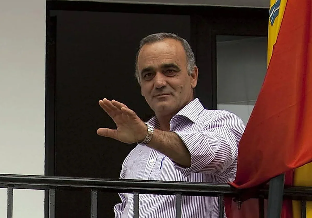 La Justicia absuelve al exalcalde de Almogía Cristóbal Torreblanca por una licencia en suelo no urbanizable