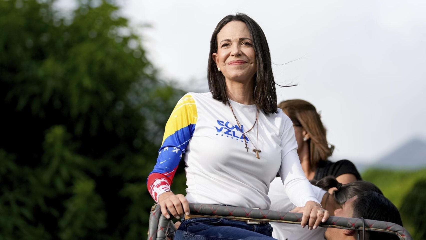 María Corina Machado logra salir de Venezuela para recibir el Nobel de la Paz, pero 'no podrá' acudir a la ceremonia en Oslo