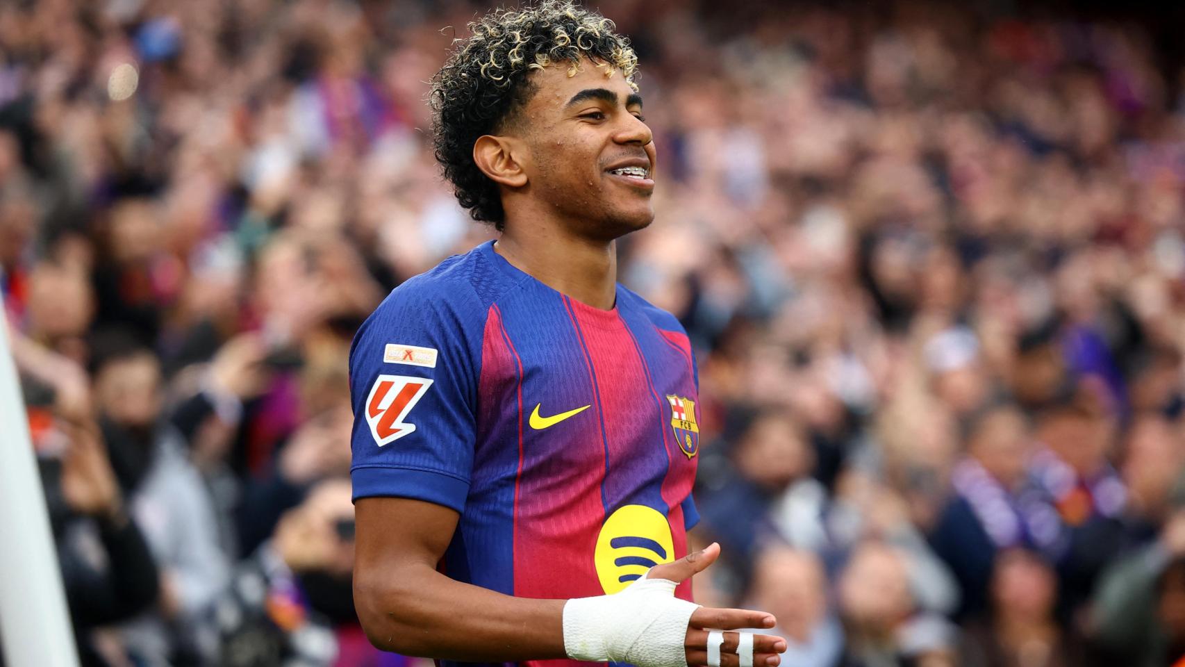 Lamine se exhibe con su primer hat-trick en el Barça y lidera el triunfo ante el Villarreal para asentarse en el liderato