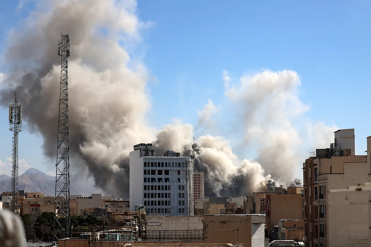 Guerra total en Oriente Próximo: la respuesta iraní rompe la contención y globaliza el conflicto