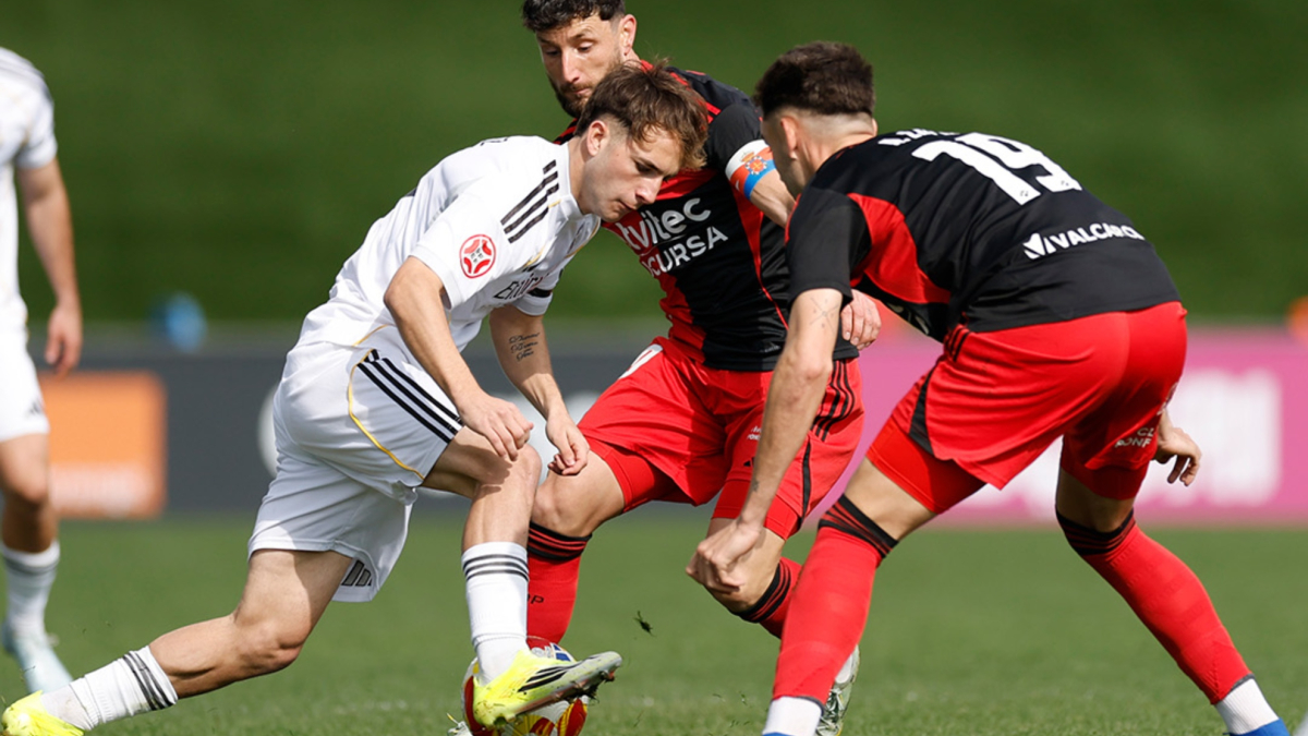 El zapatazo de Frimpong deja sin puntos al Castilla