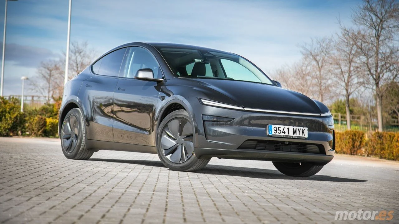 El Model Y se gana una nueva vida en España: así ha cambiado la gama del coche eléctrico más vendido de Tesla