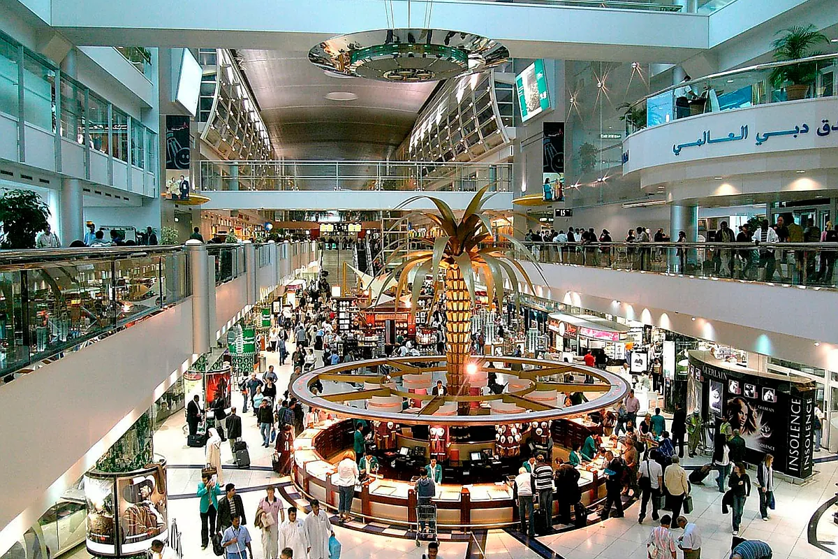 Los viajes aéreos se ven gravemente afectados por los ataques iraníes