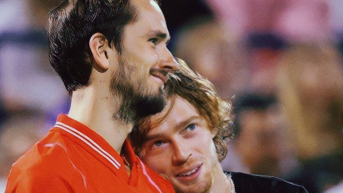 Medvedev y Rublev, preparados para huir con un avión privado