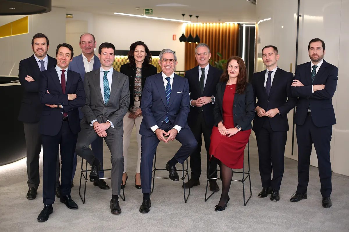 EY Abogados busca ingresar 350 millones en 2029