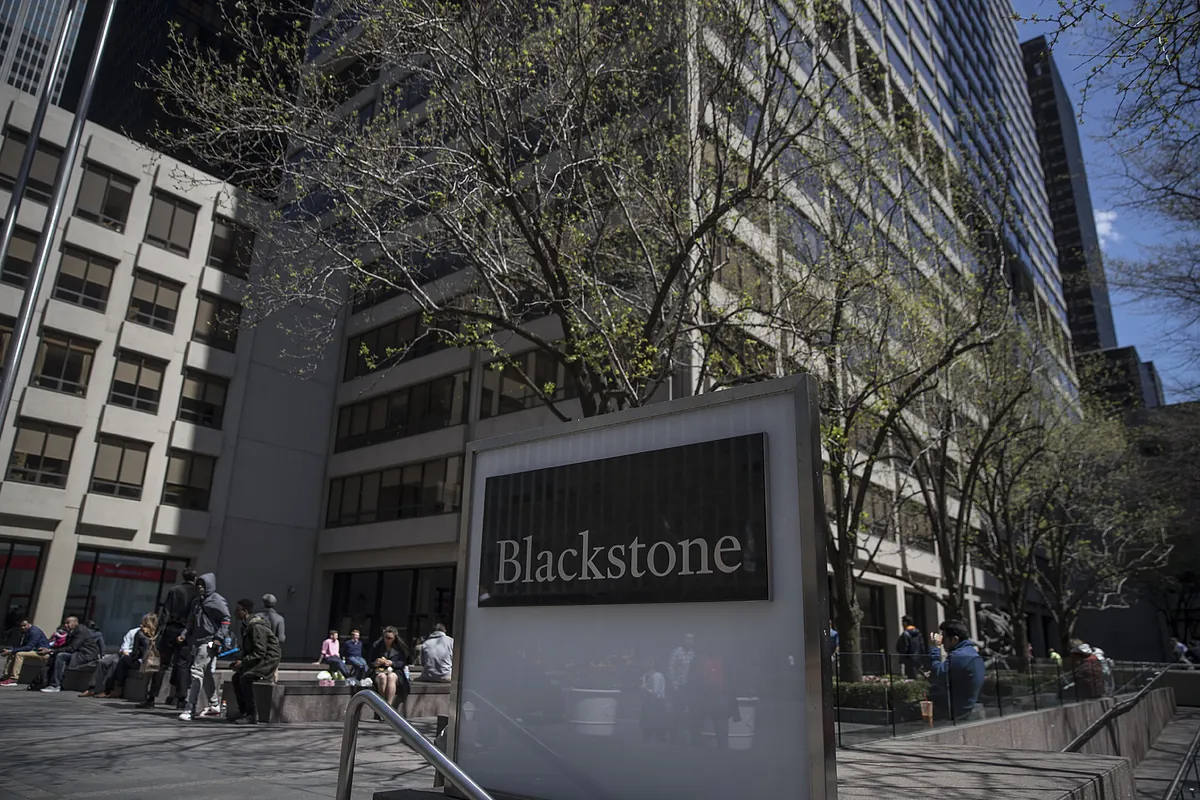 El fondo insignia de crédito privado de Blackstone registra una ola de reembolsos