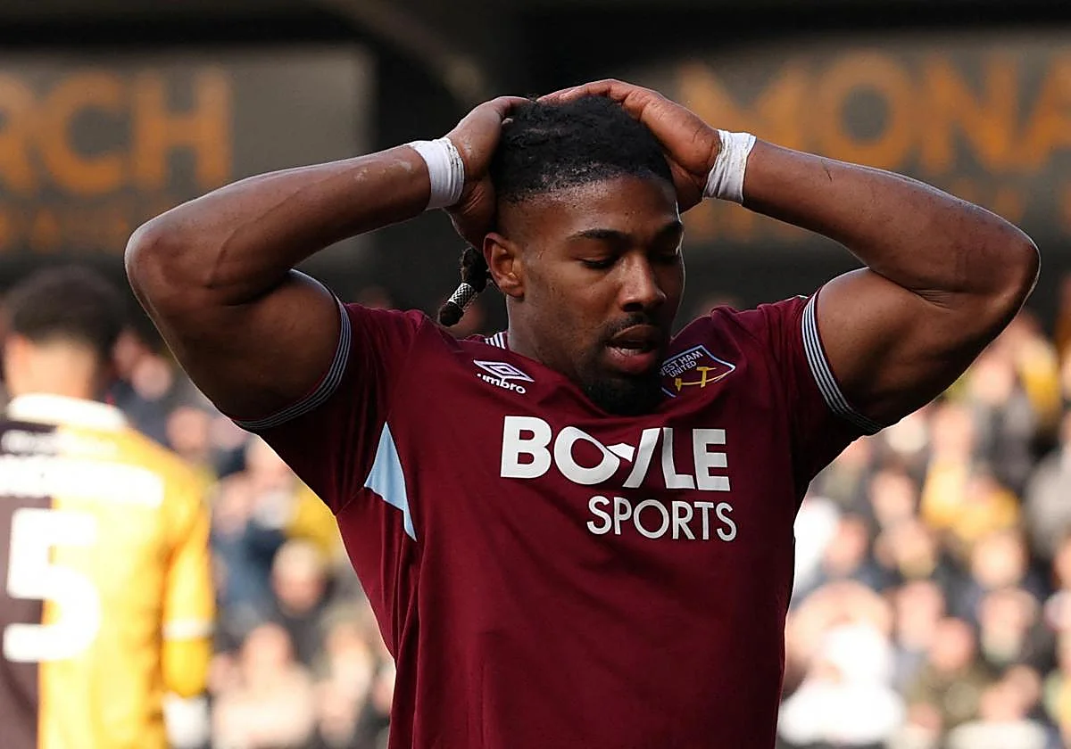 El West Ham prohíbe a Adama Traoré hacer pesas en el gimnasio