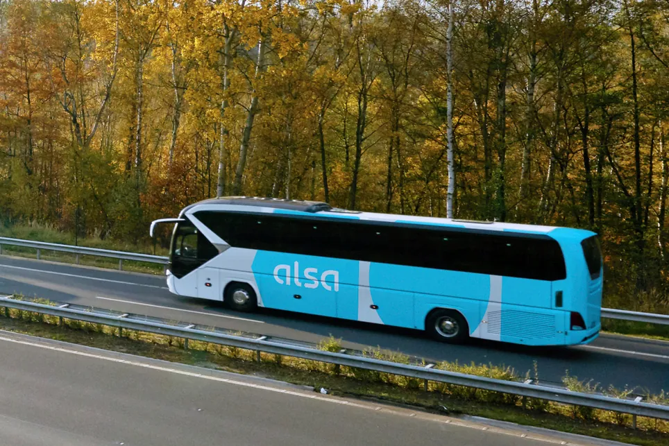 El Congreso pide alargar las líneas de autobús hasta 2039