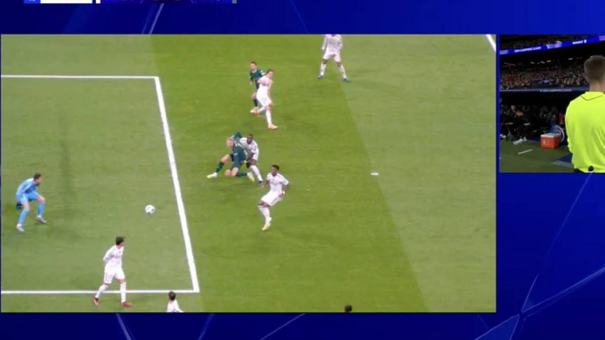 Burrull y el penalti a Haaland: "Es claro..."<br>