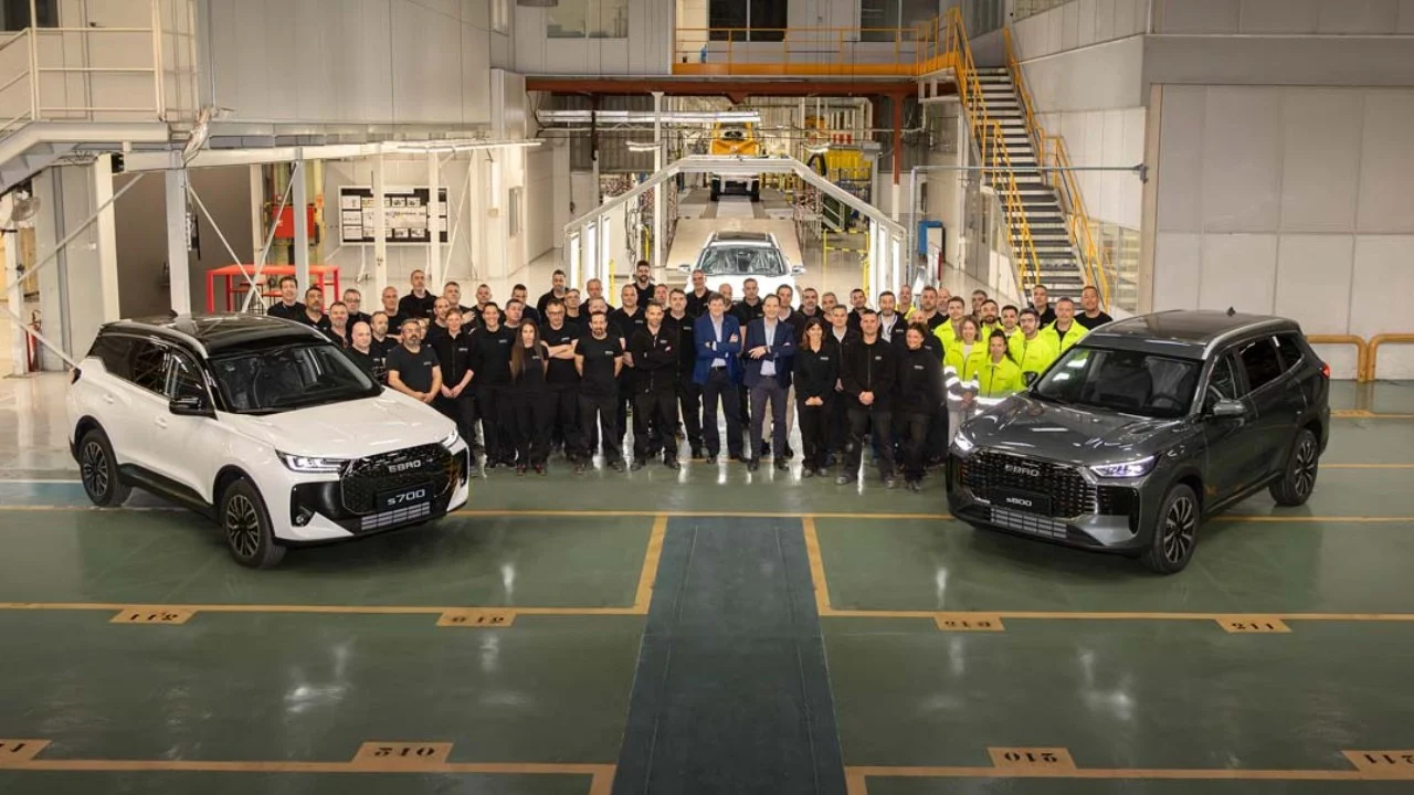 EBRO pisa el acelerador en 2026: sus SUV ya se cuelan entre los más vendidos y Barcelona suma hasta 200 empleos