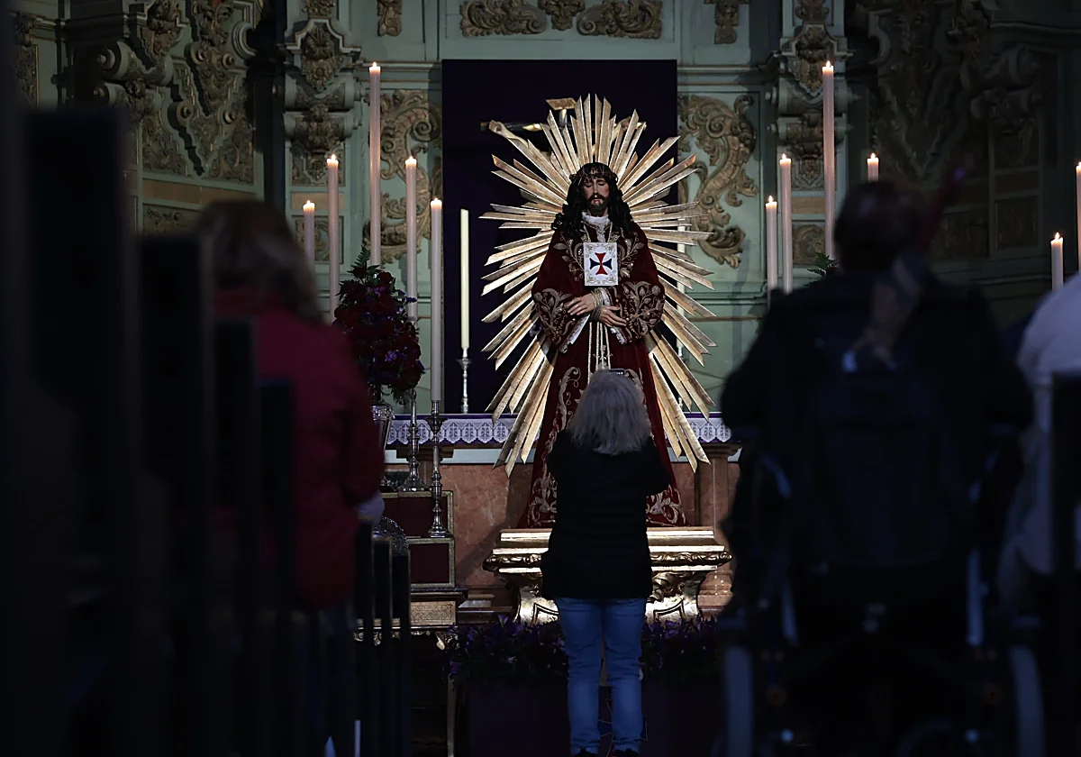 Así será la veneración al Cristo de Medinaceli en la iglesia de Santiago en Málaga: estos son los horarios