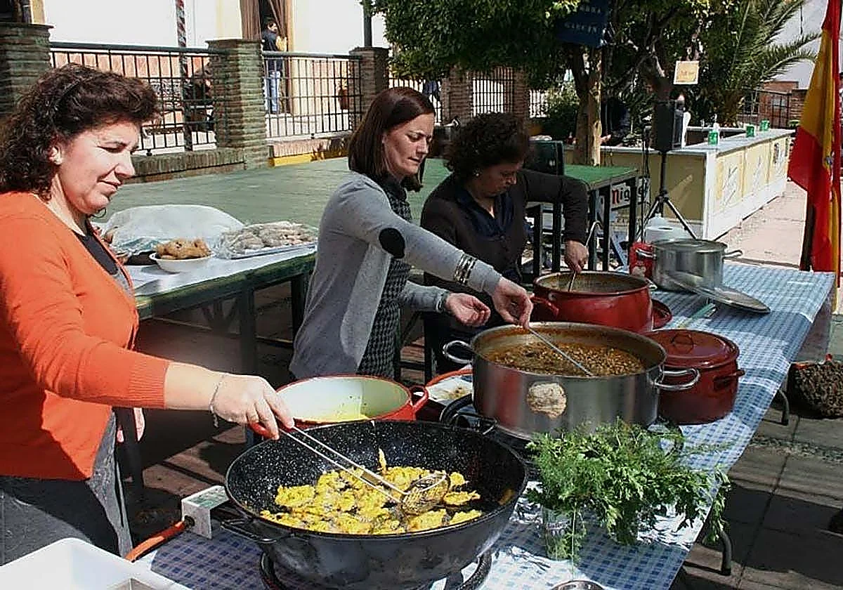 Algatocín celebra su XIV Hinojá con cocina tradicional y degustaciones