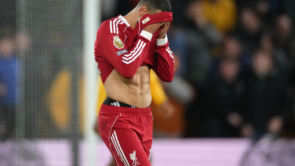 Los minutos de la discordia que están 'masacrando' al Liverpool: "La misma historia de siempre"