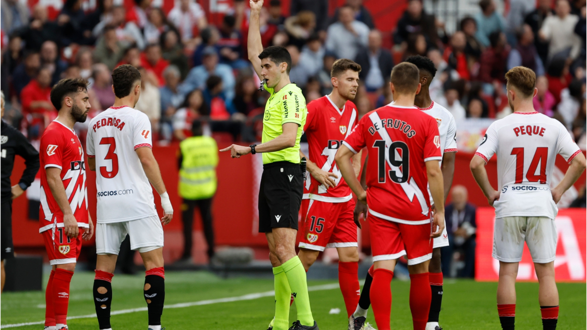 El Rayo se aferra al 'efecto De Frutos' para romper la racha en el Pizjuán