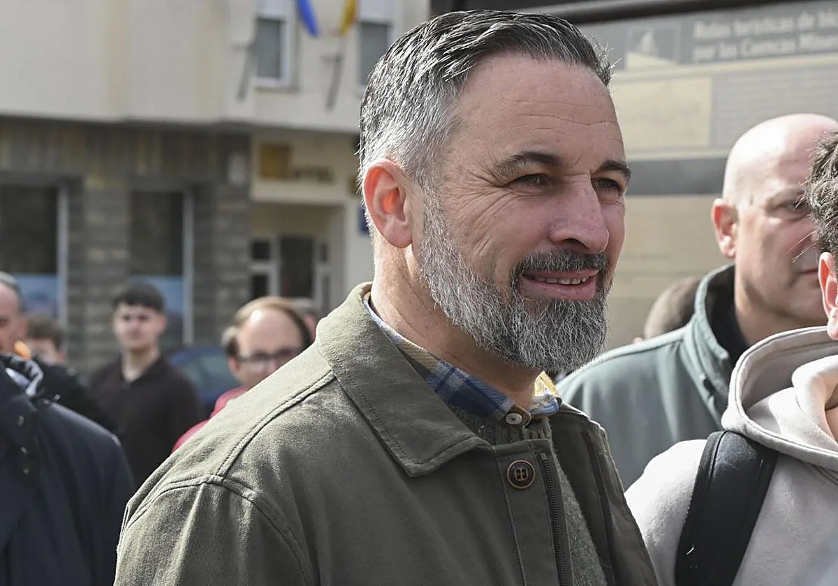 El acercamiento entre el PP y el PNV desata las críticas en Vox