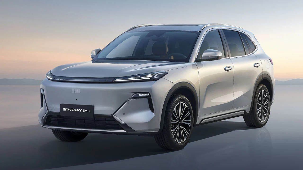 Geely planta cara al BYD Seal U con el Starray EM-i, estos son los precios del SUV PHEV con motor español