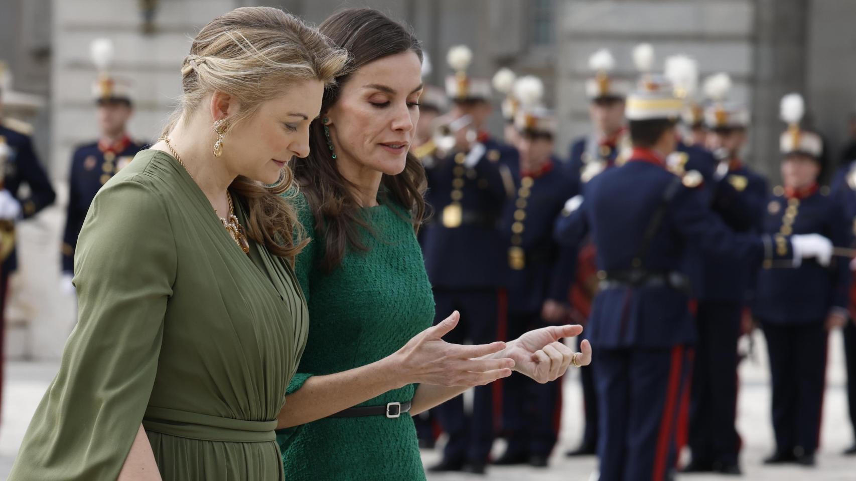 El cariñoso encuentro y la buena sintonía de Letizia y la Gran Duquesa de Luxemburgo en su visita oficial a España