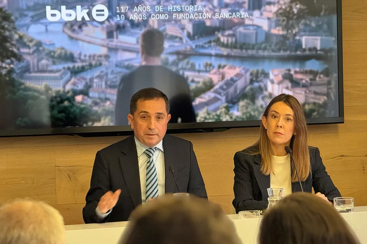 BBK "da libertad" a Kutxabank para eventuales compras