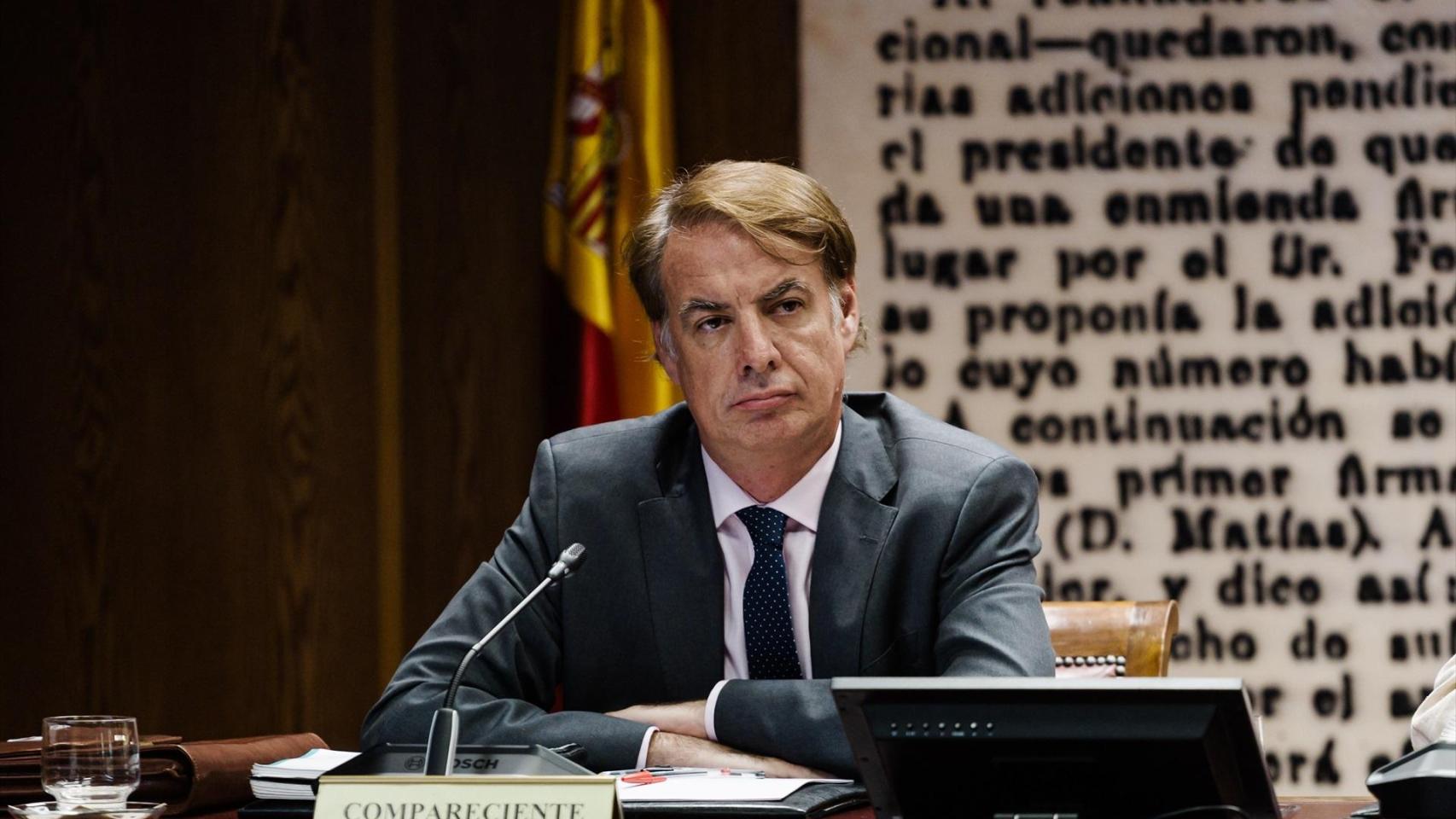 Vicente Fernández, de "víctima" de la jueza Alaya y fichaje de Servinabar, a ser detenido junto a la 'fontanera' del PSOE