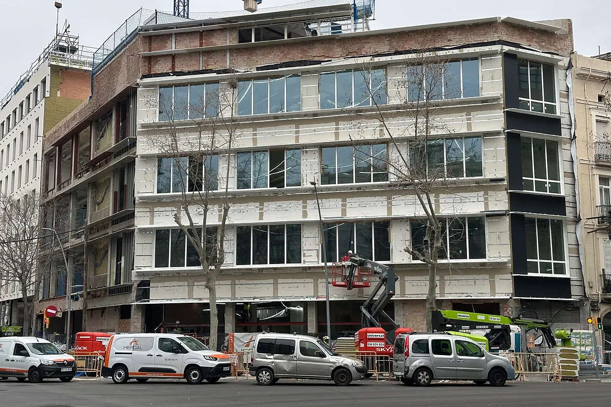 Una rama de los Grifols rehabilita una antigua nave del 22@