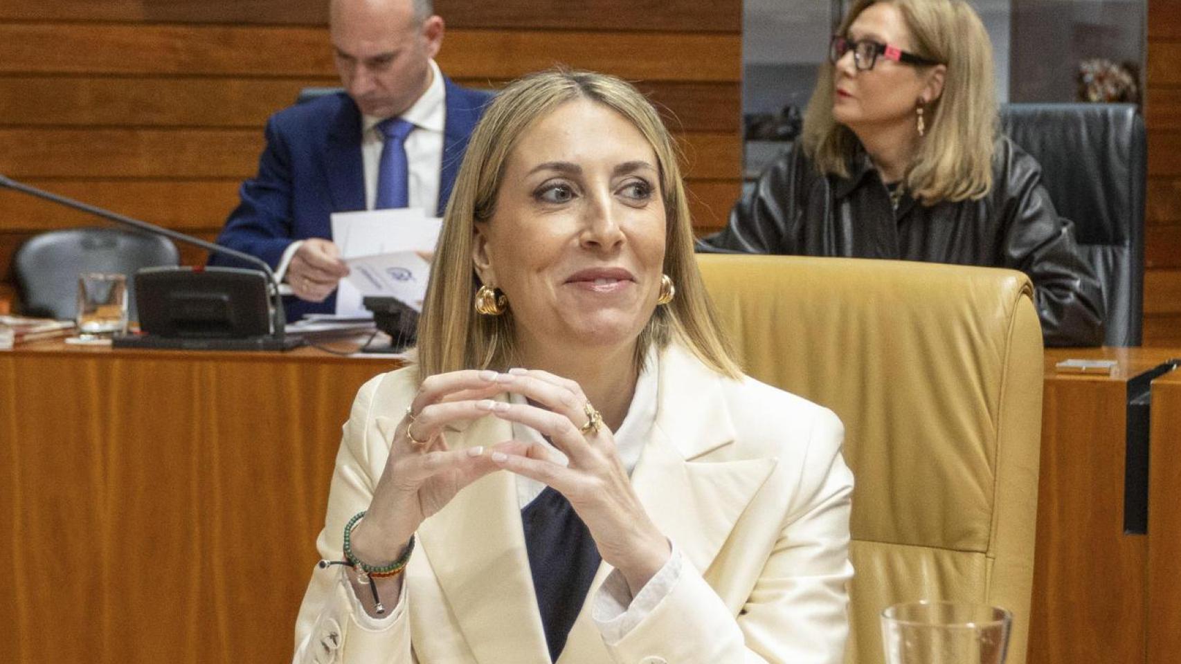 Vox comunica al PP que no apoyará este viernes la investidura de Guardiola como presidenta de Extremadura