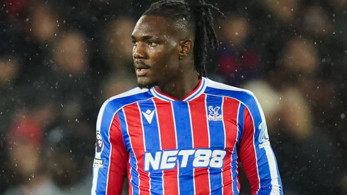 El Crystal Palace desactiva la compra obligatoria por Uche