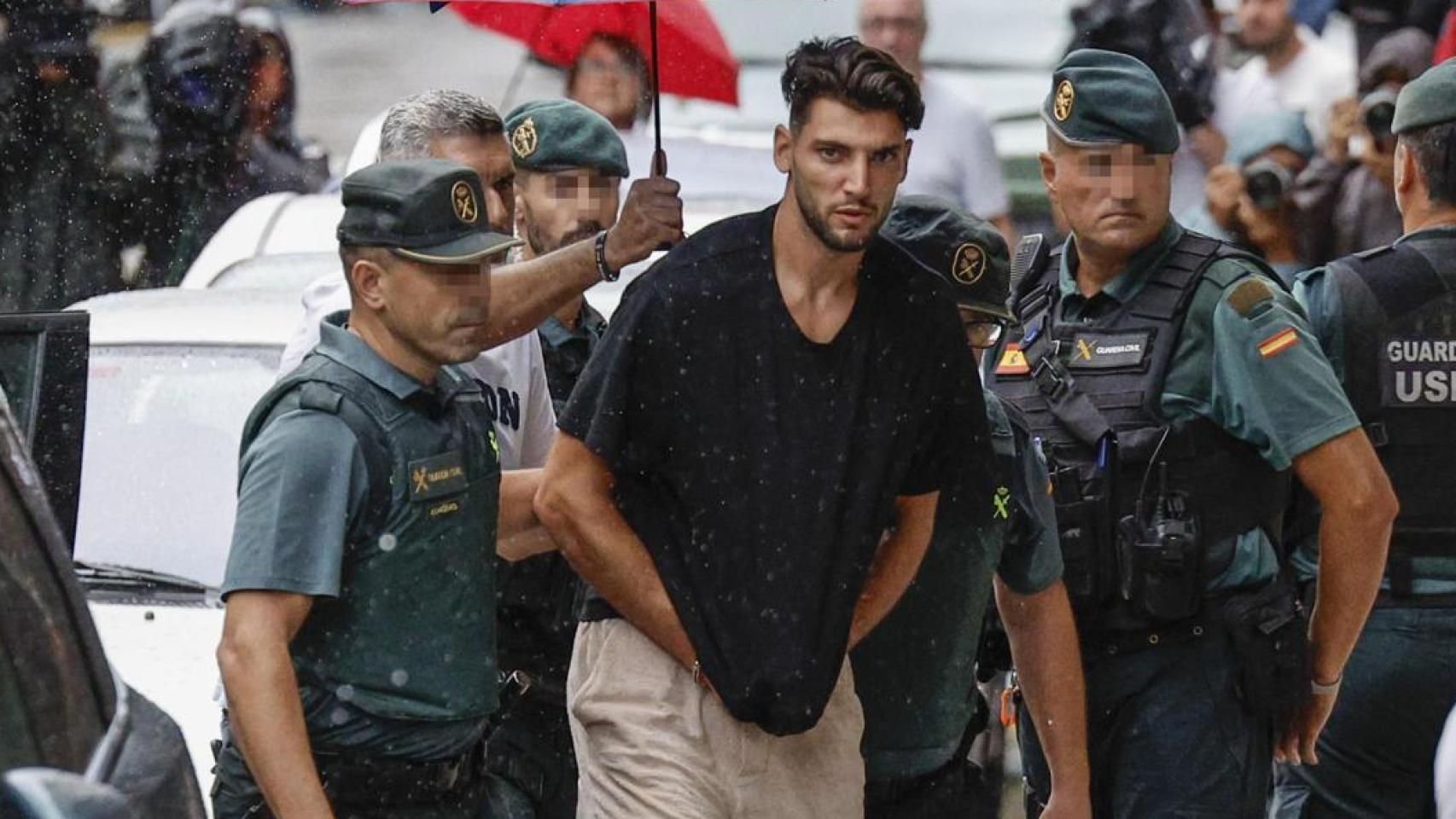 La Fiscalía solicita diez años y medio de cárcel para Rafa Mir por agresión sexual agravada y lesiones a una joven