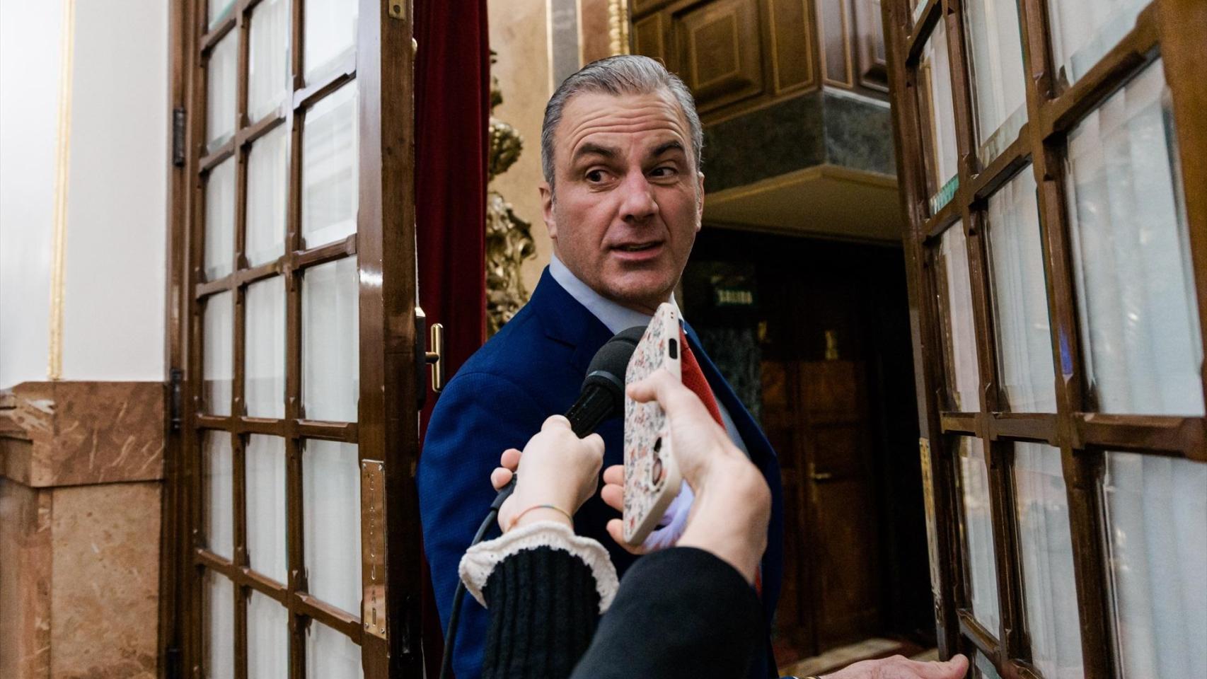 Vox expulsa definitivamente a Ortega Smith de la formación y aparta a José Ángel Antelo de la dirección nacional