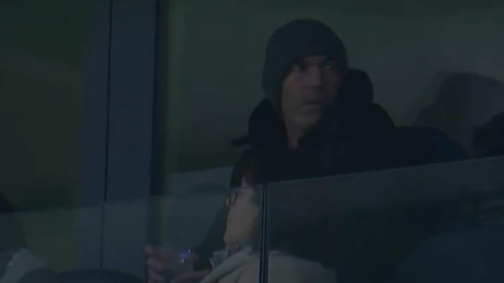 Zidane, presente en el Bernabéu durante la derrota ante el City aunque su futuro no está vinculado al de Xabi Alonso