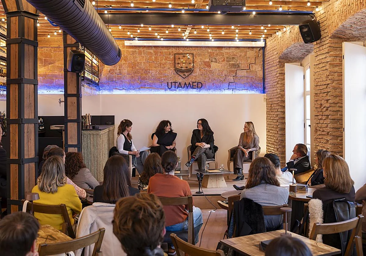 UTAMED inaugura el foro Ágora