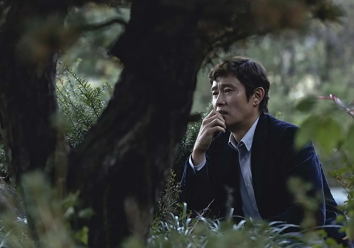 'No hay otra opción': una comedia negra, bella y caníbal