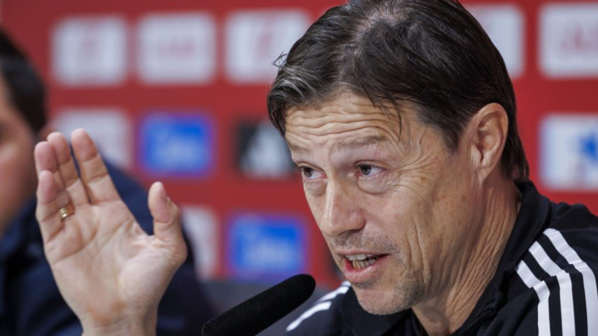 Almeyda: "Vargas está dentro de los convocados"