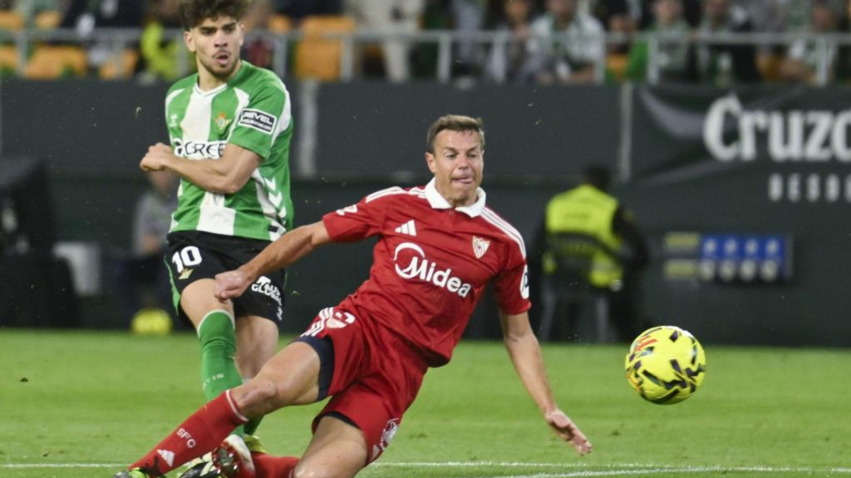 El Sevilla recupera el orden con Azpilicueta