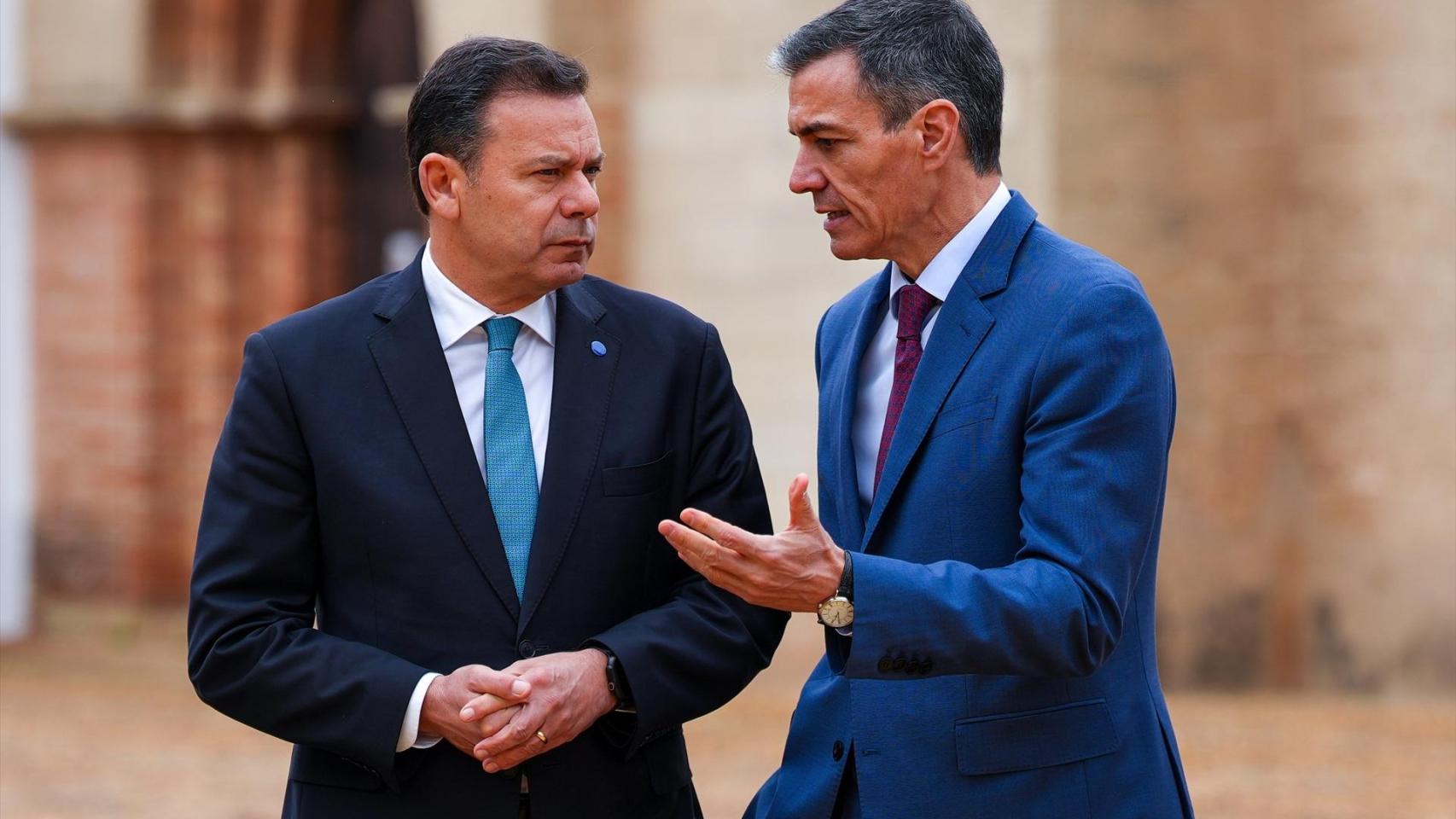 Última hora política, en directo | Sánchez, sobre el envío de la fragata 'Cristóbal Colón' a Chipre: "Con la misma determinación del 'No a la guerra', ayudamos a la defensa de un miembro de la UE"