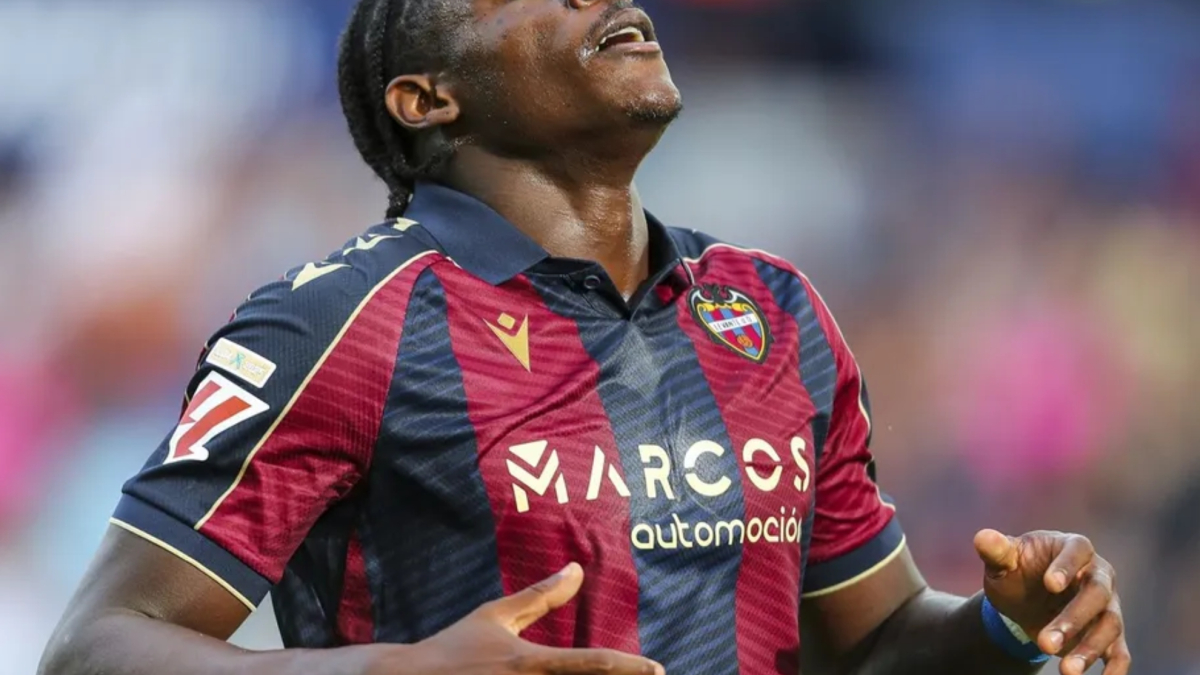 Etta Eyong, primera piedra para su vuelta al pasado: Girona, por partida doble