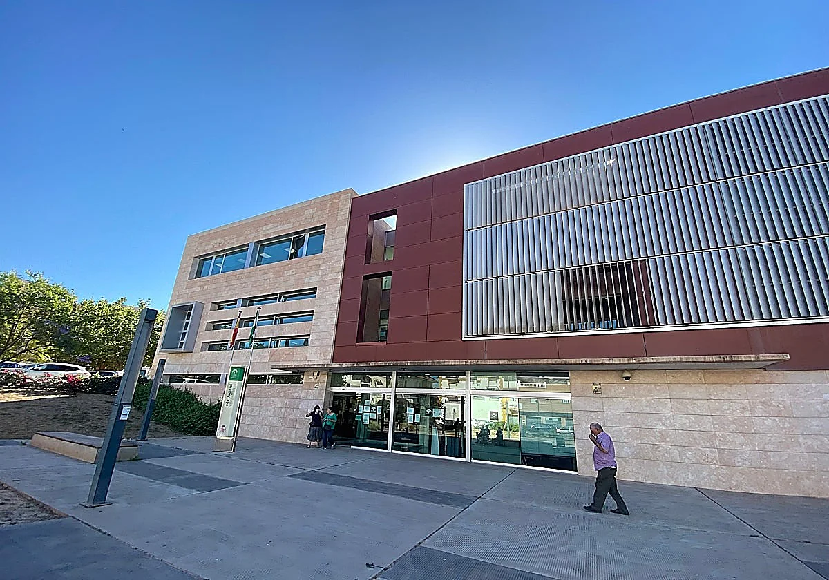 Malaga court delays leave family waiting eleven years for paternity test results