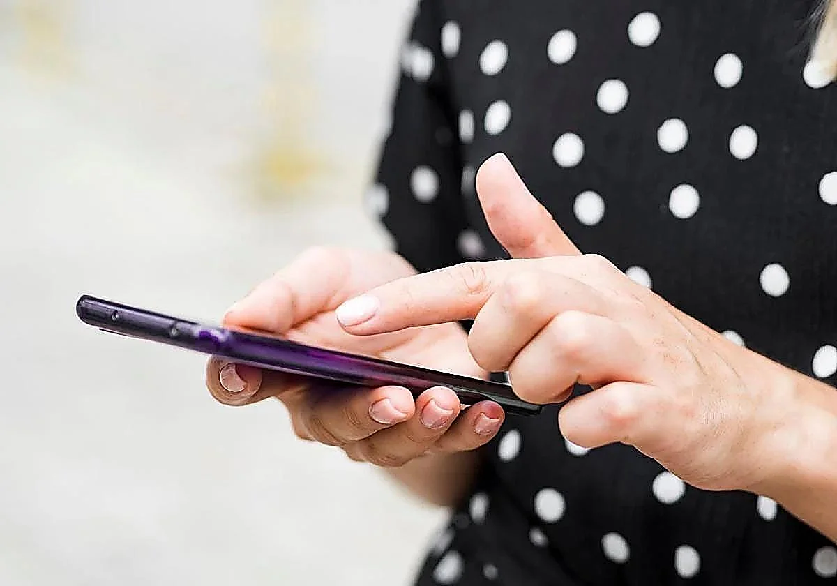 Junta warns of another wave of fraudulent texts urging health card renewals