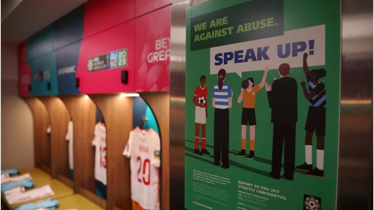 "Los vestuarios son la zona cero de los abusos"