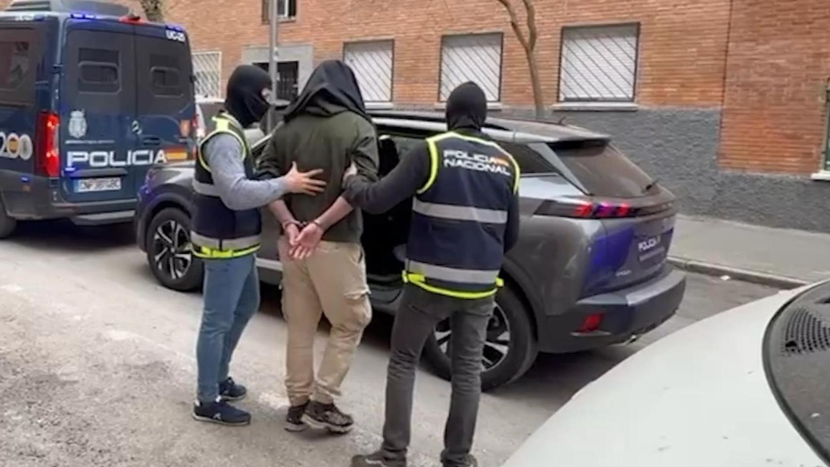 La Policía Nacional detiene en Madrid a dos expertos en MMA por su vinculación con el terrorismo yihadista