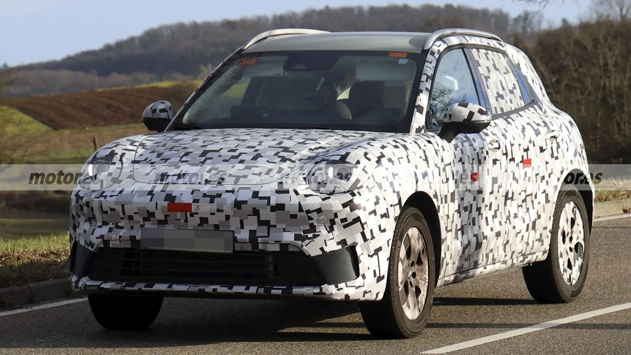 El nuevo GWM ORA 5 aparece en pruebas: el Funky Cat se vuelve crossover… y su gran sorpresa huele a gasolina