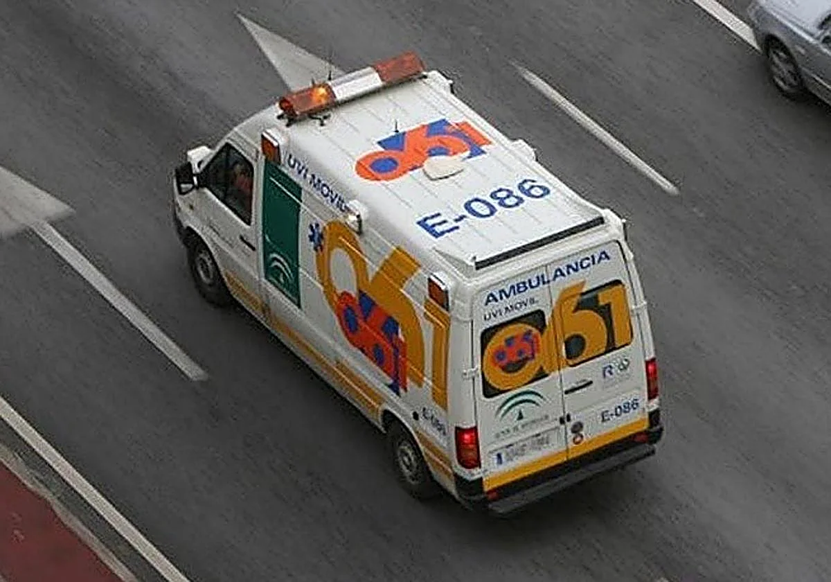 Fallece un hombre de 24 años en una colisión entre una moto y un coche en la MA-21 en Málaga capital