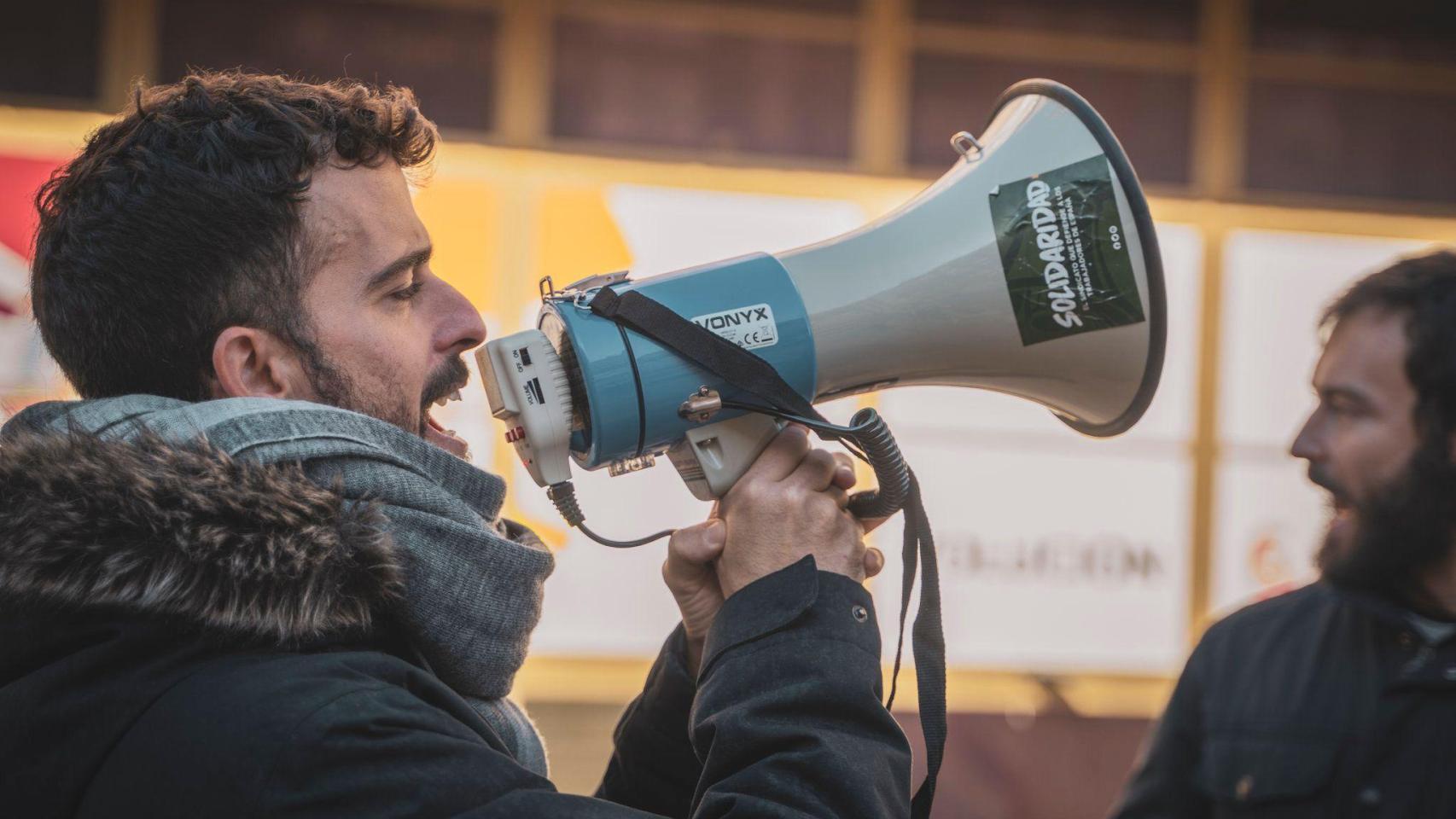 Carlos H. Quero, el 'obrerista' de Vox: "En los barrios se vive peor, en vez de casa, trabajo y coche, hay 'coliving', paro y patinete"
