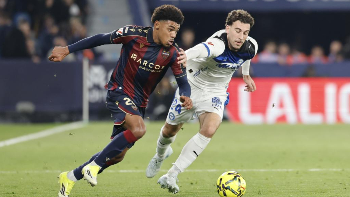 El Levante descarta una lesión muscular de Tundé